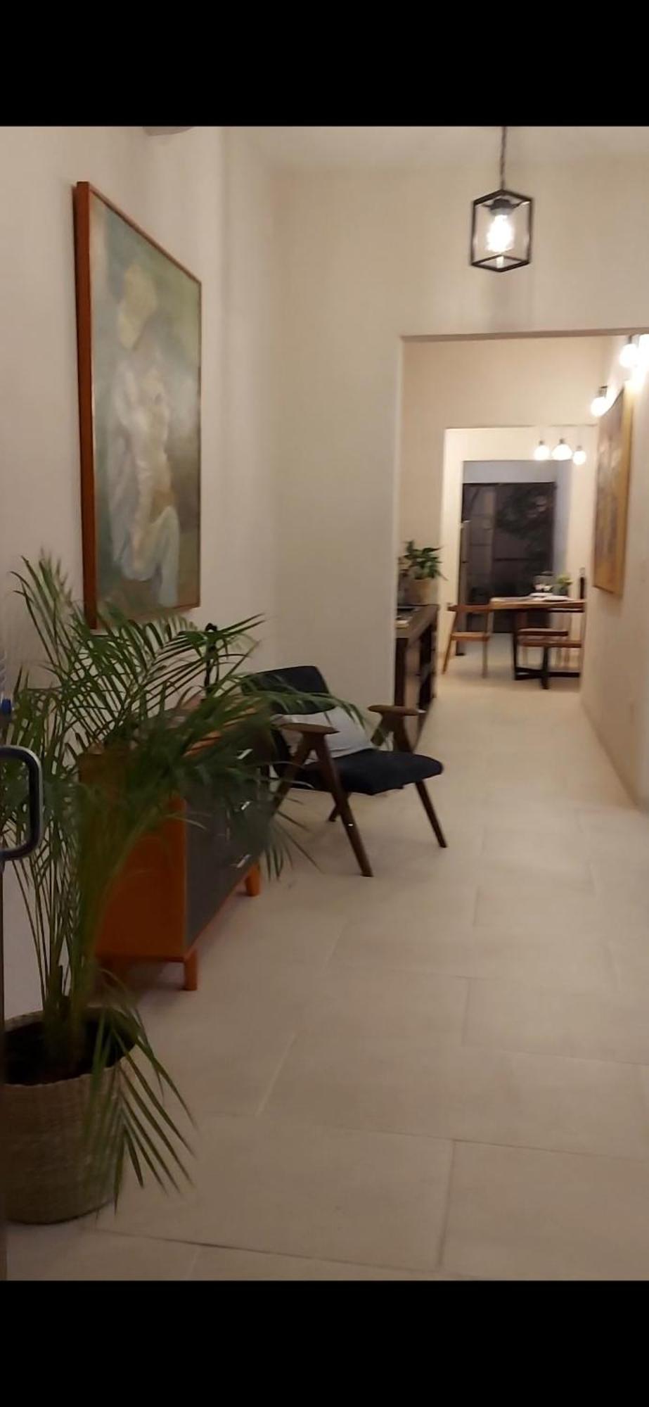 Casa Maria Dolores, Barrio San Sebastian