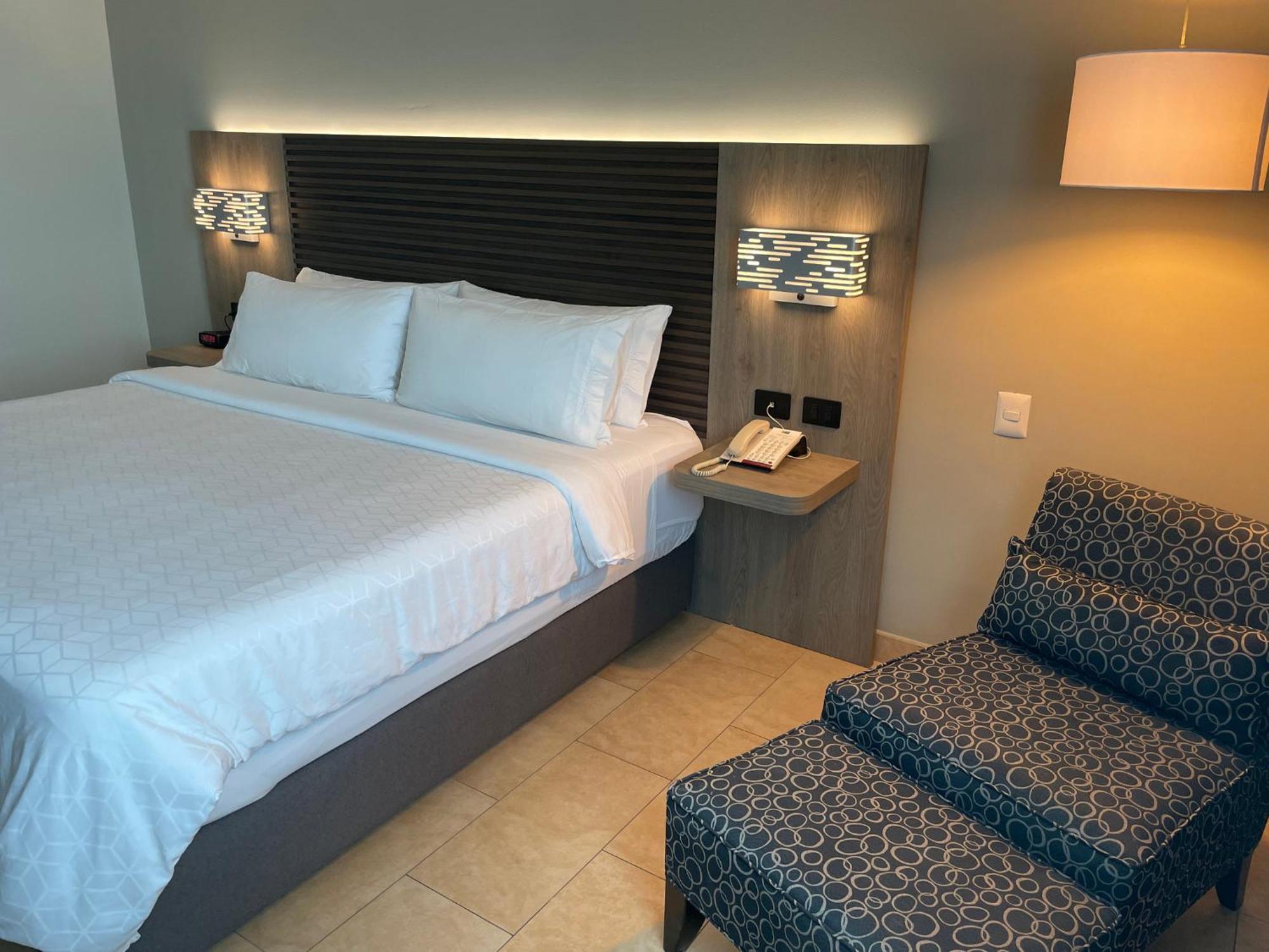 Express Mérida, An Ihg Hotel