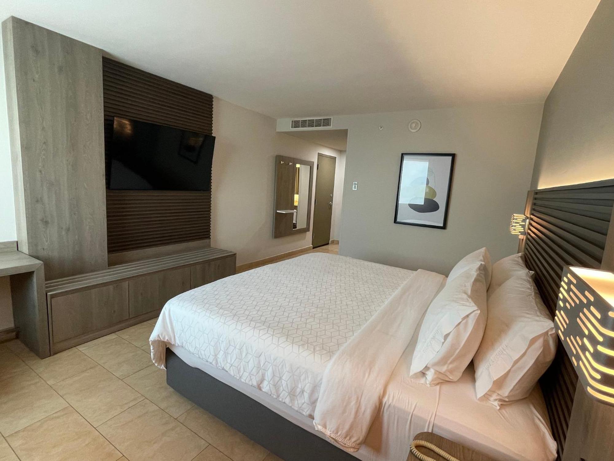 Express Mérida, An Ihg Mérida