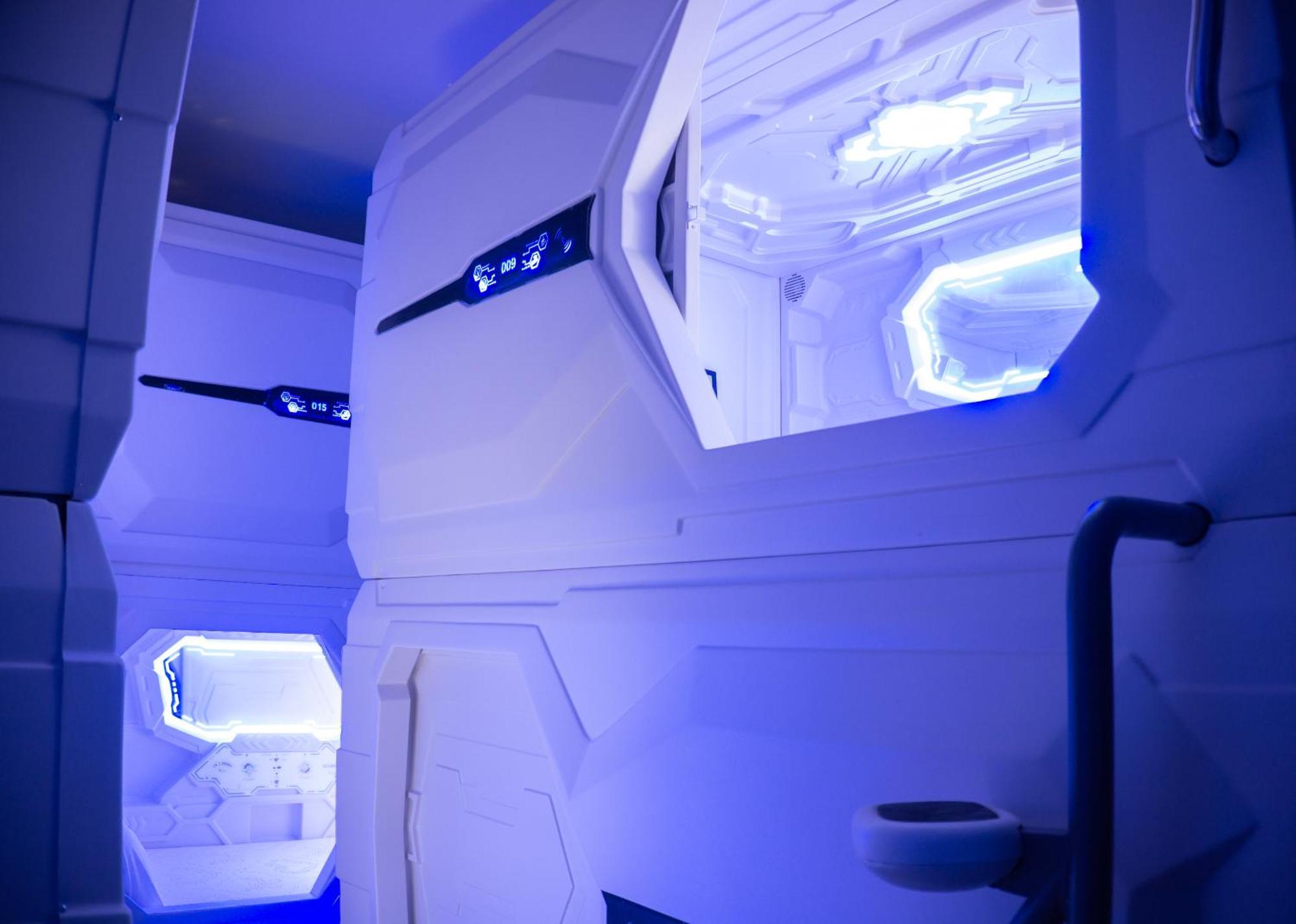 Kapsul Express Capsule hotel