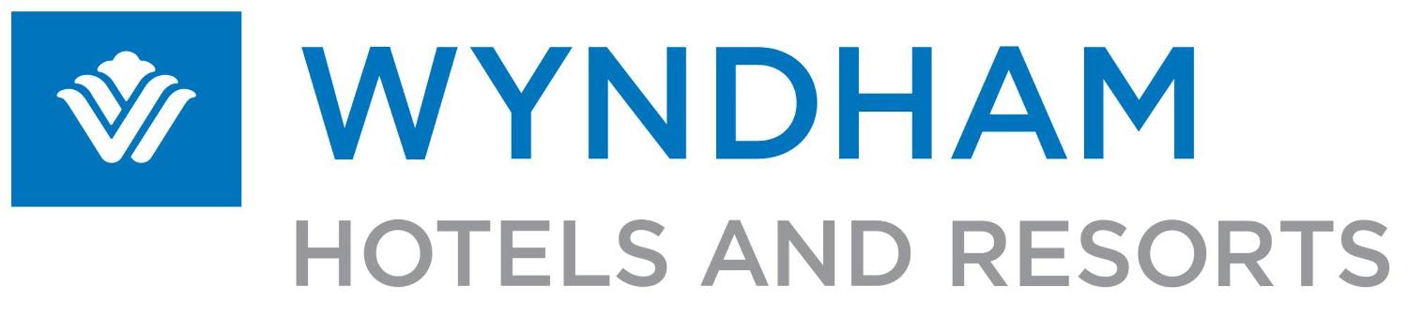 Wyndham Hotel 5*