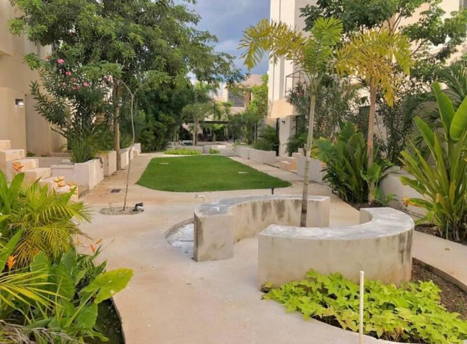 Apartamento Departamento En Temozon Planta Baja Con Amenidades Estacionamiento Incluido Mérida