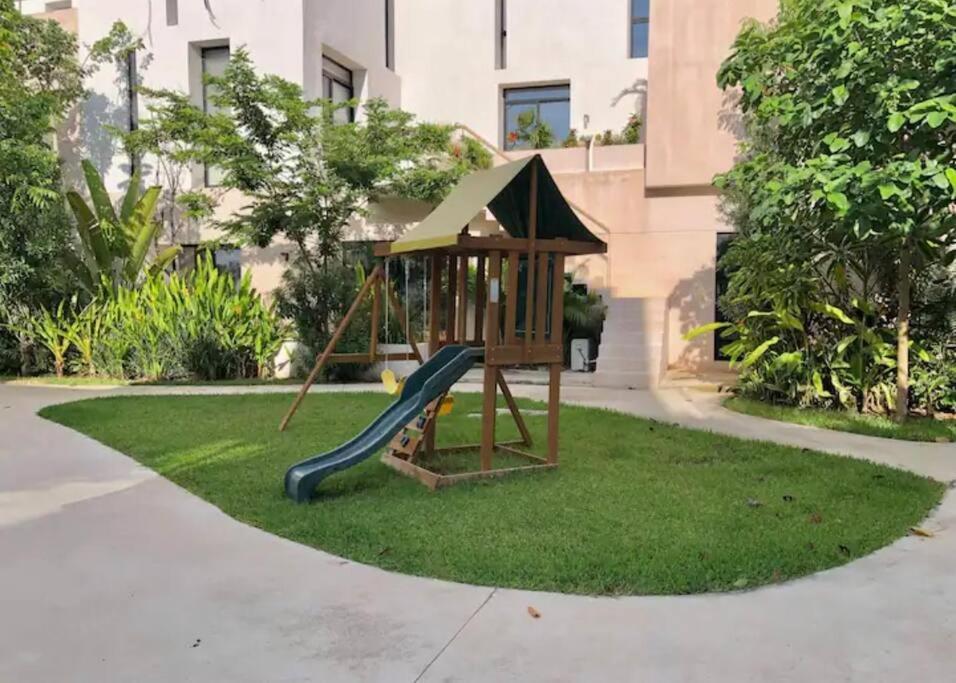 Departamento En Temozon Planta Baja Con Amenidades Estacionamiento Incluido