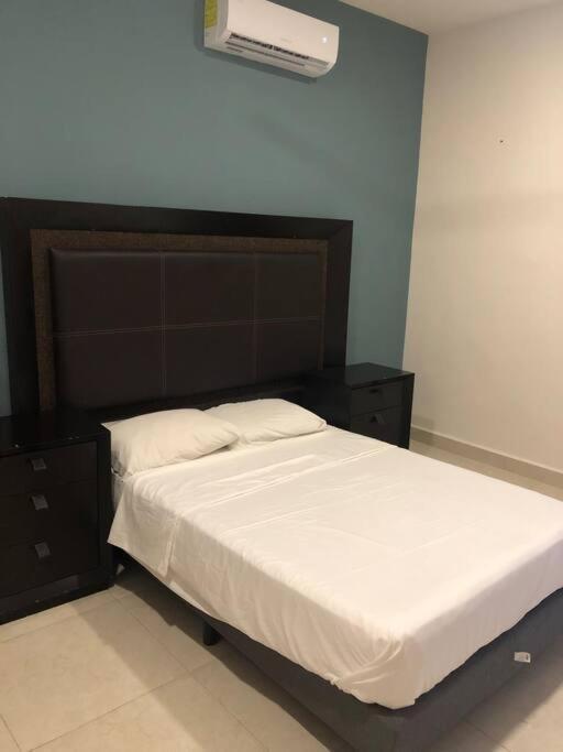 Departamento En Temozon Con Terraza Y Amenidades Estacionamiento Incluido Apartamento Mérida