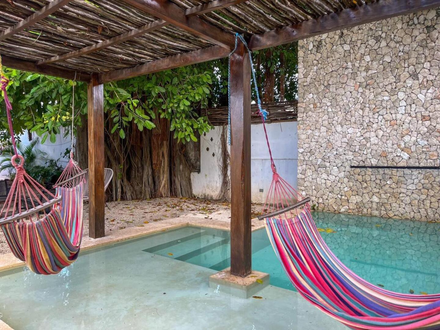 Casa Grande 5 Blocks To Montejo Holiday home