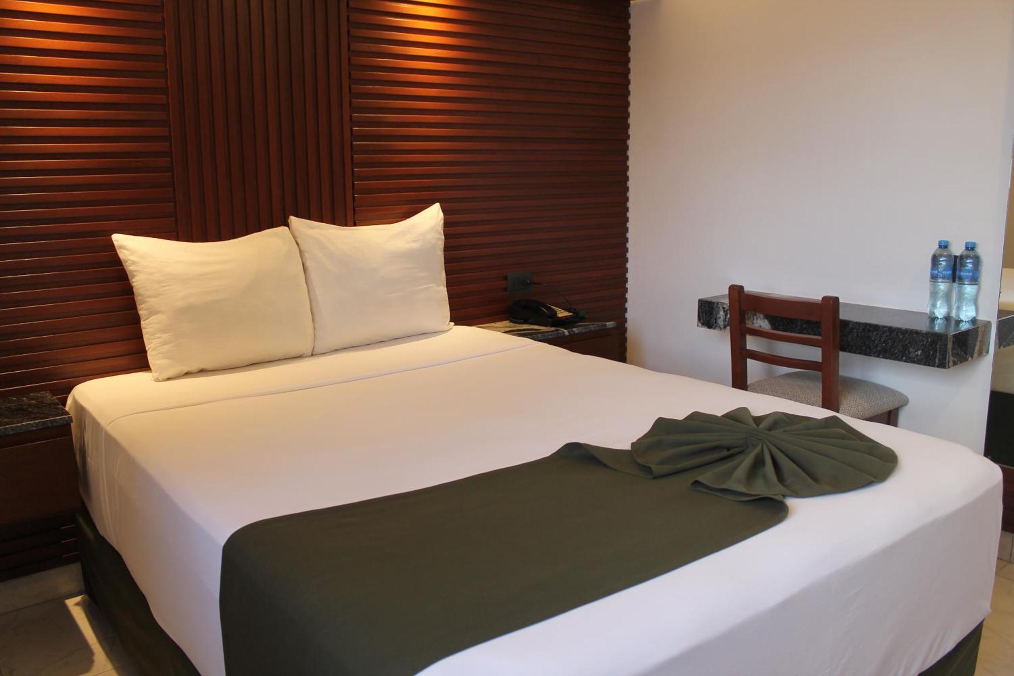 Hotel Colonial De 4*