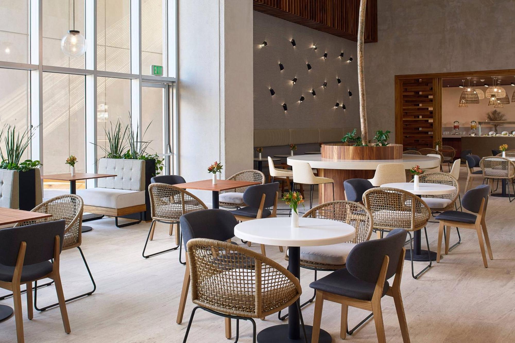 Courtyard By Marriott Downtown Hotel Merida