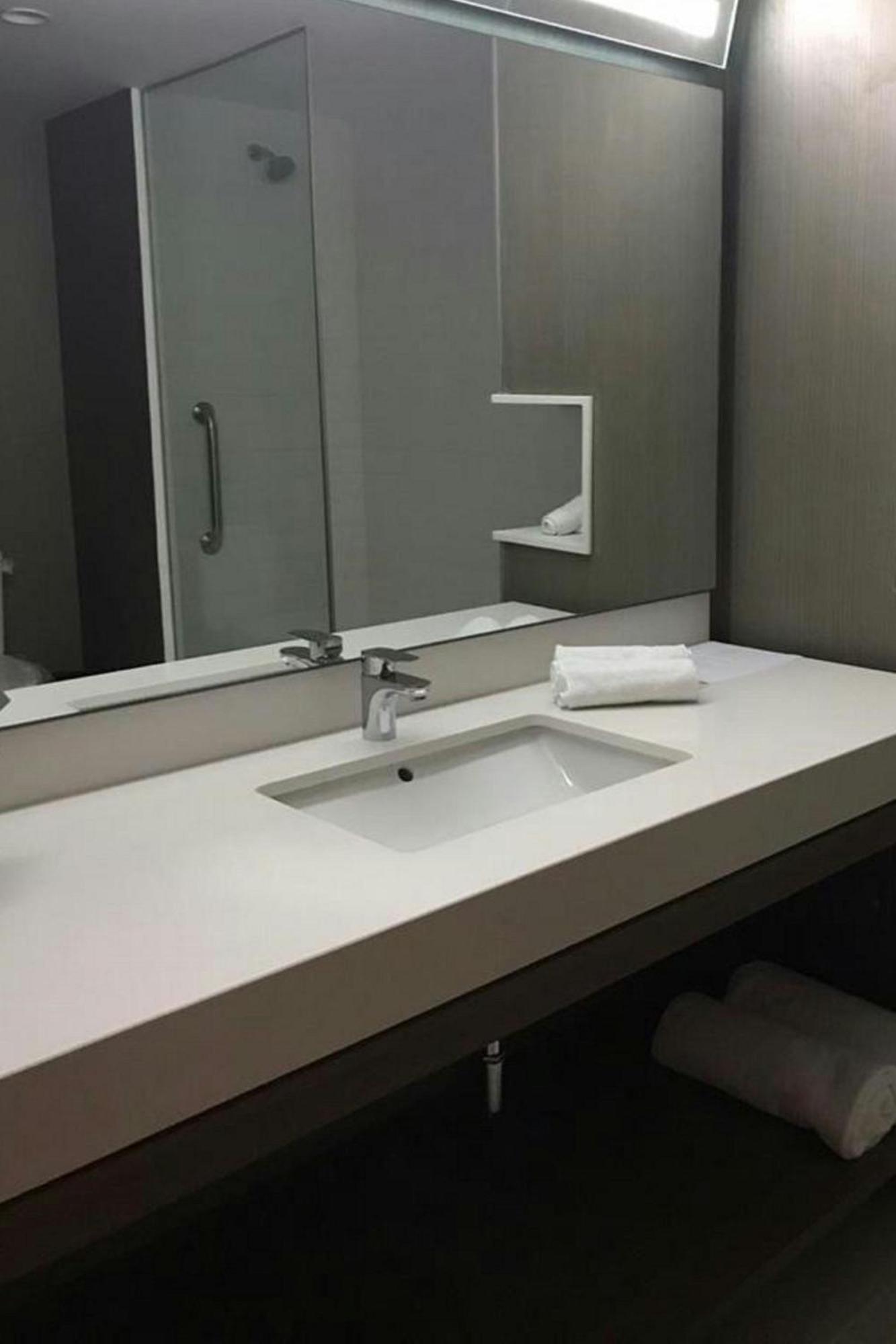 Hotel Courtyard By Marriott Downtown Merida