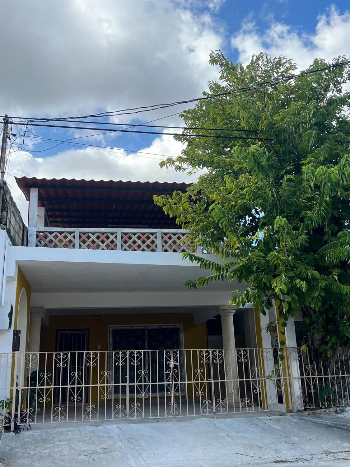 Casa En El Centro De Merida, 5 Y 3 Banos, Ideal Grupos Сasa de vacaciones Mérida