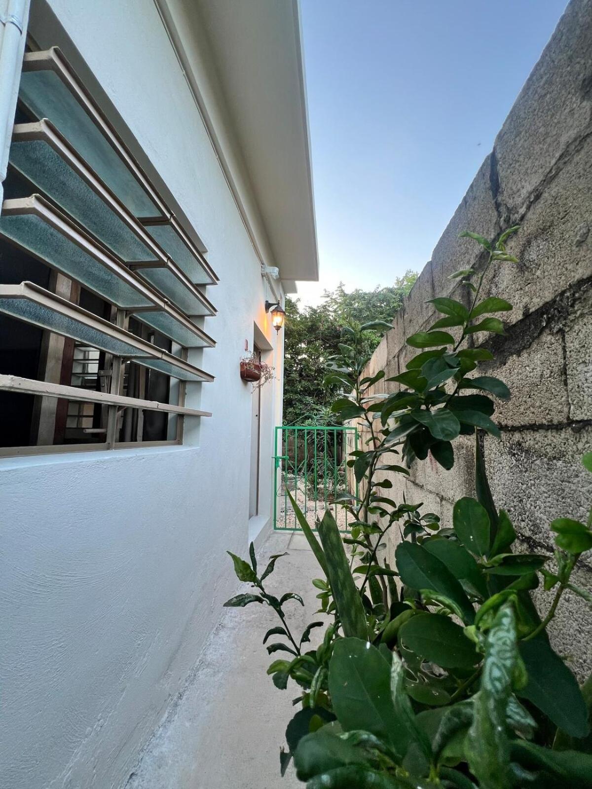 Casa En El Centro De Merida, 5 Y 3 Banos, Ideal Grupos Mérida