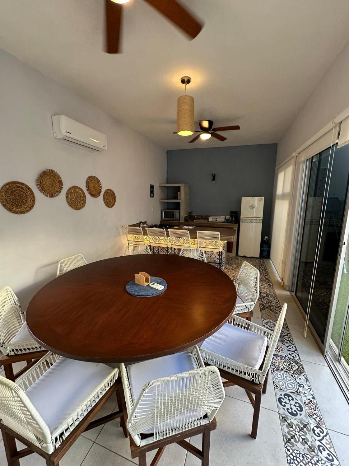 Casa Amikoo Holiday home *