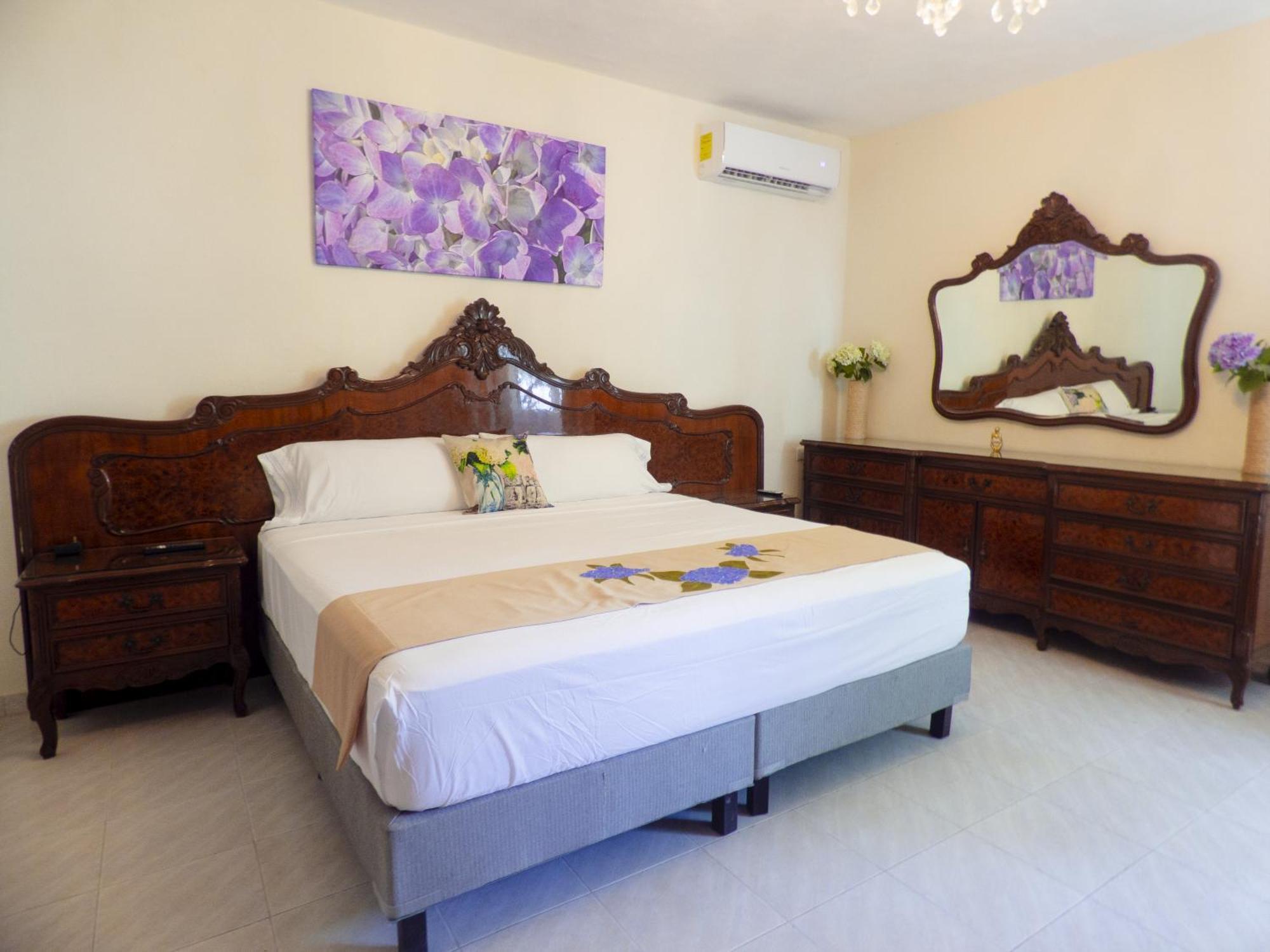 Boutique Flores Y Gemas 4*
