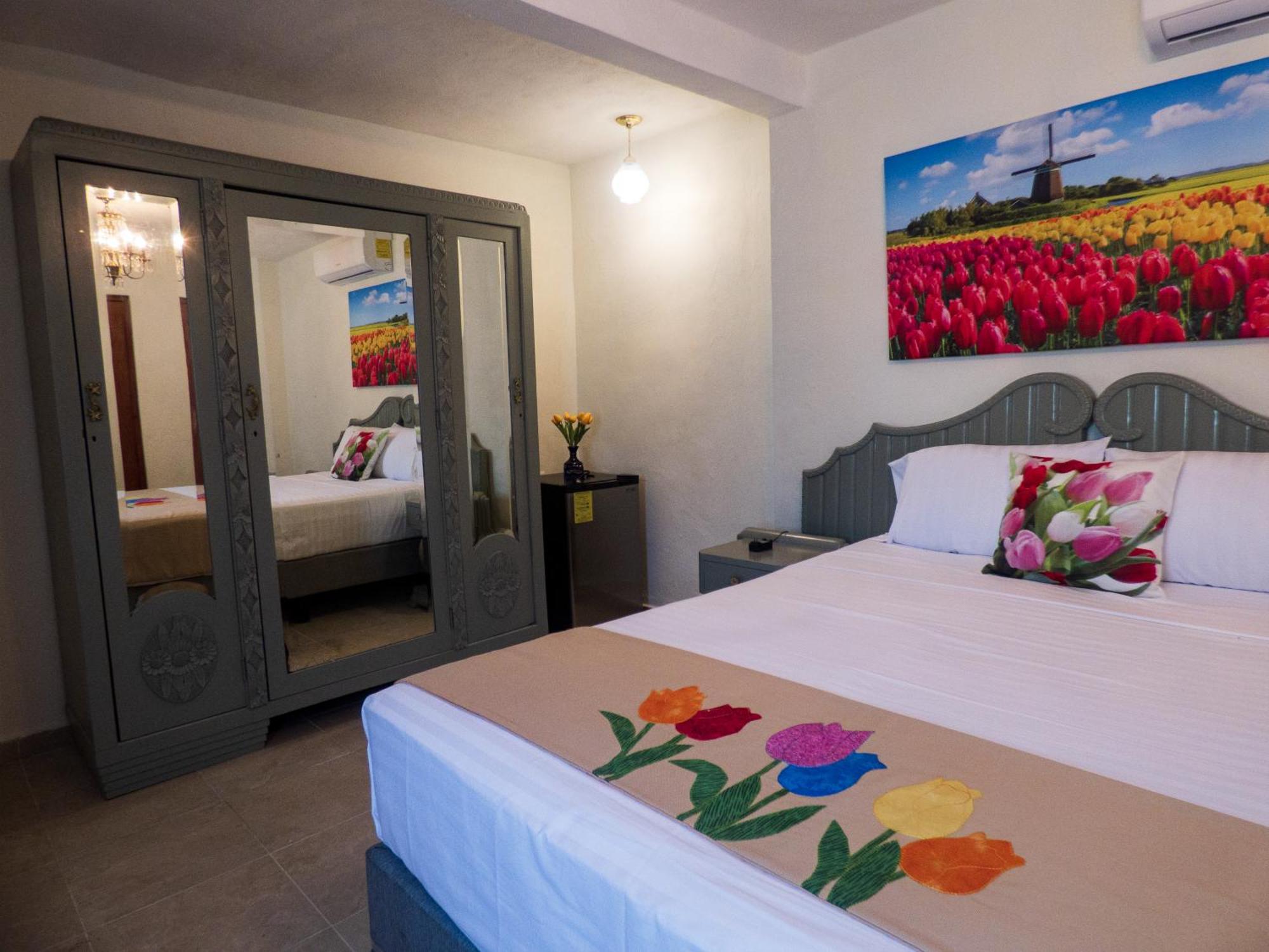 Hotel Boutique Flores Y Gemas Merida