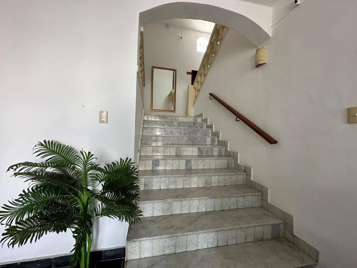 Bright And Spacious Loft In Itzimna * Mérida