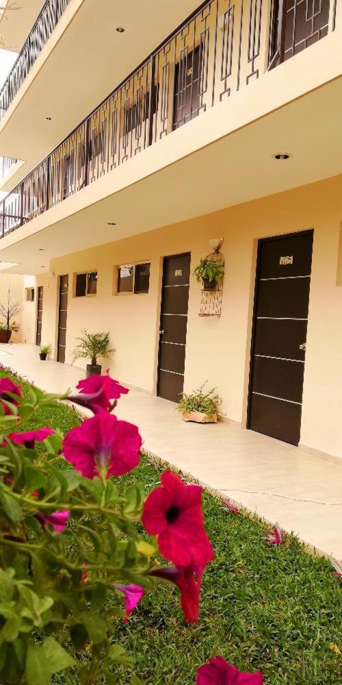 Hotel Virreyes