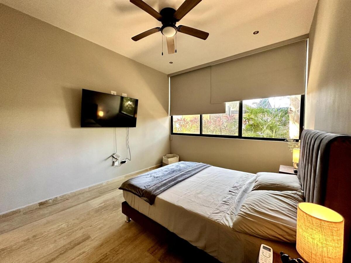 Tuscania Modern Luxe - Temozon On First Floor Apartment Merida