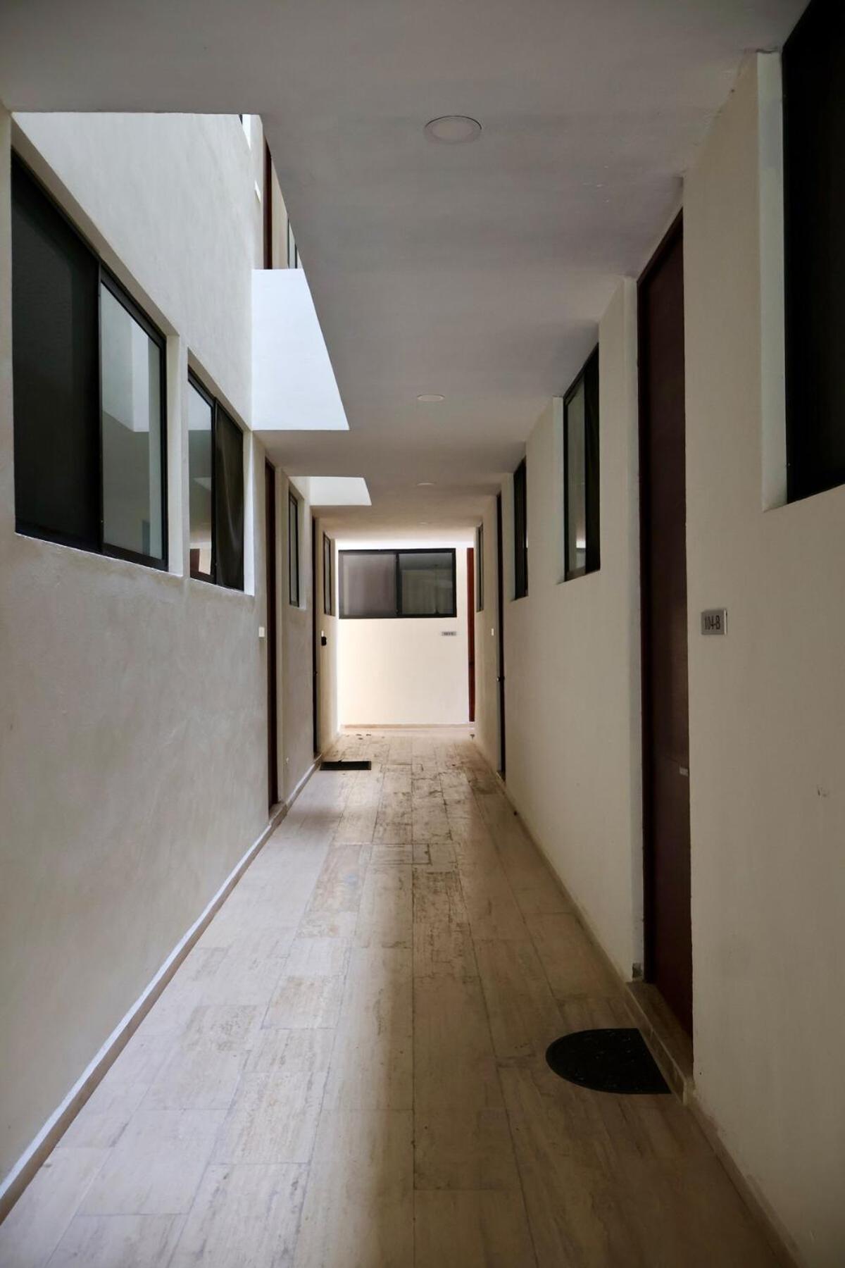 Tuscania Modern Luxe - Temozon On First Floor Apartment Merida