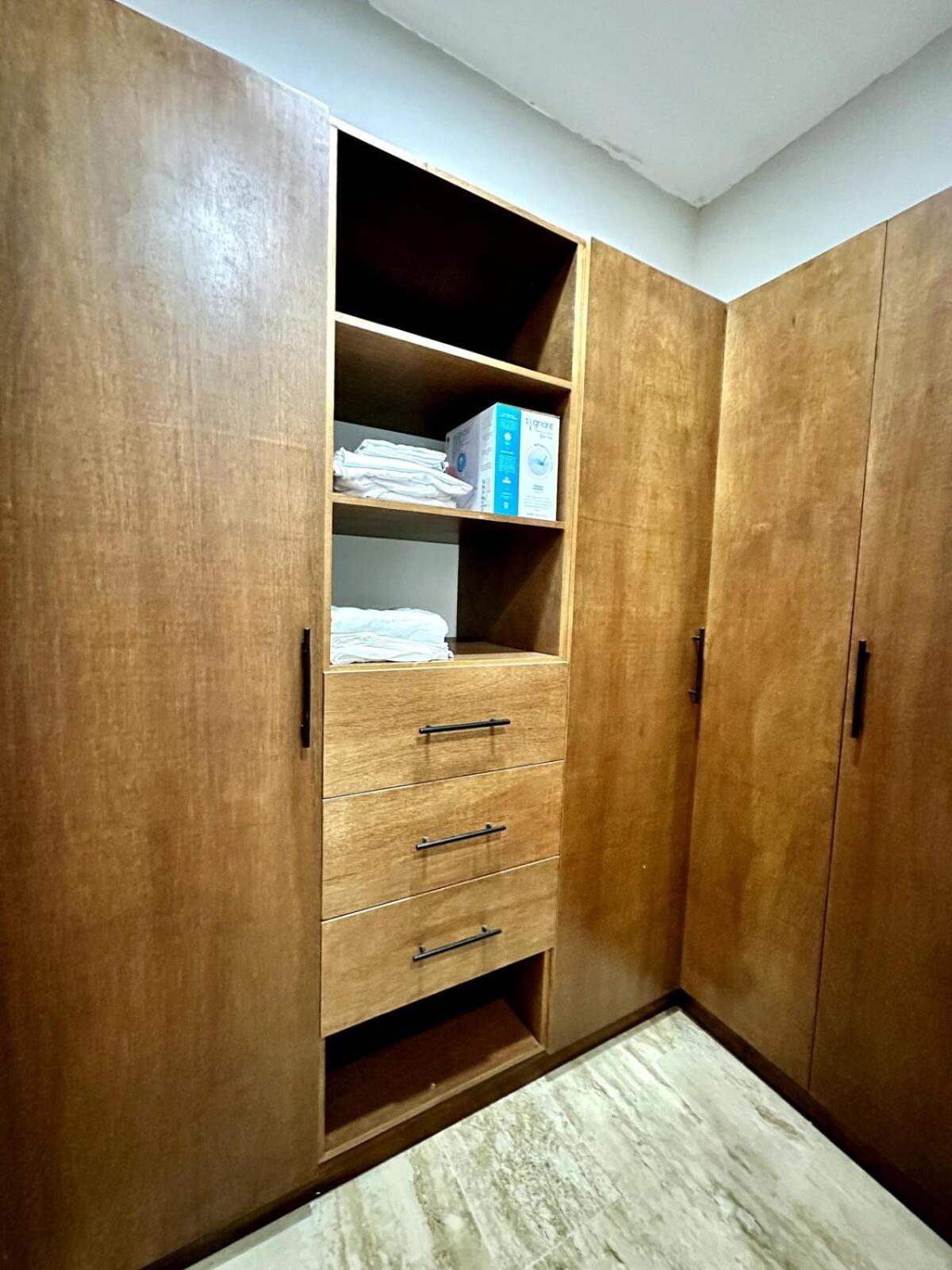 Tuscania Modern Luxe - Temozon On First Floor Apartment *
