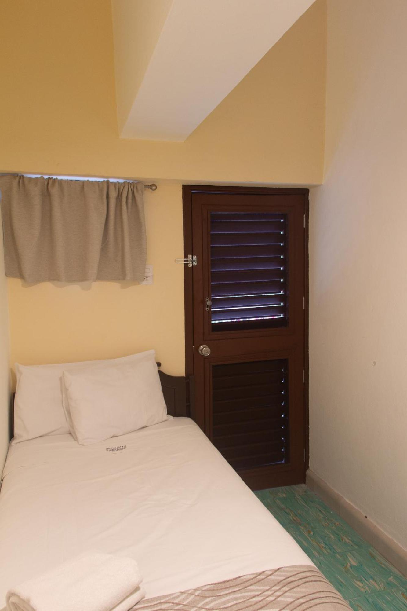 Nuevo Paris Hotel 3*