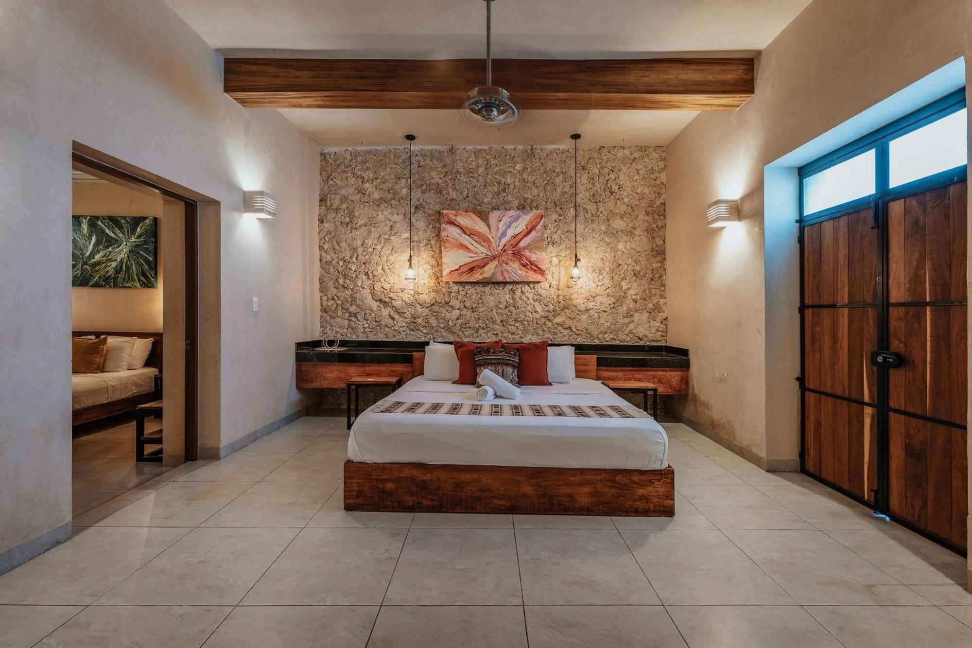 Casa Yaxche Luxury House In Downtown