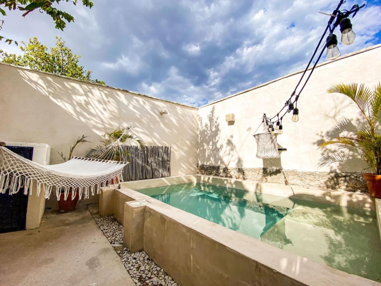 Gorgeous And Equipped 3br With Private Pool And Patio Mérida