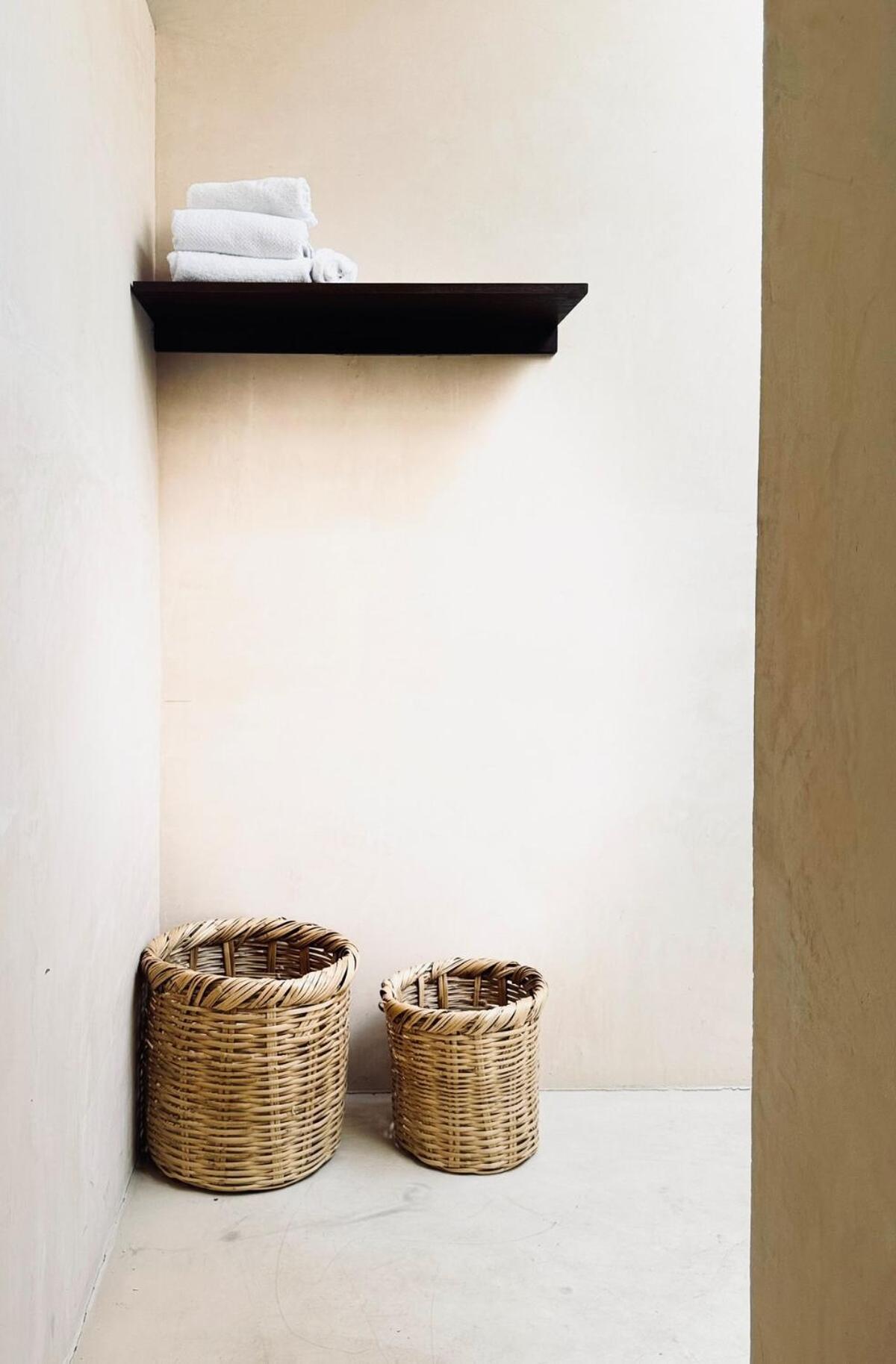 Casa Nudo, Ukax,