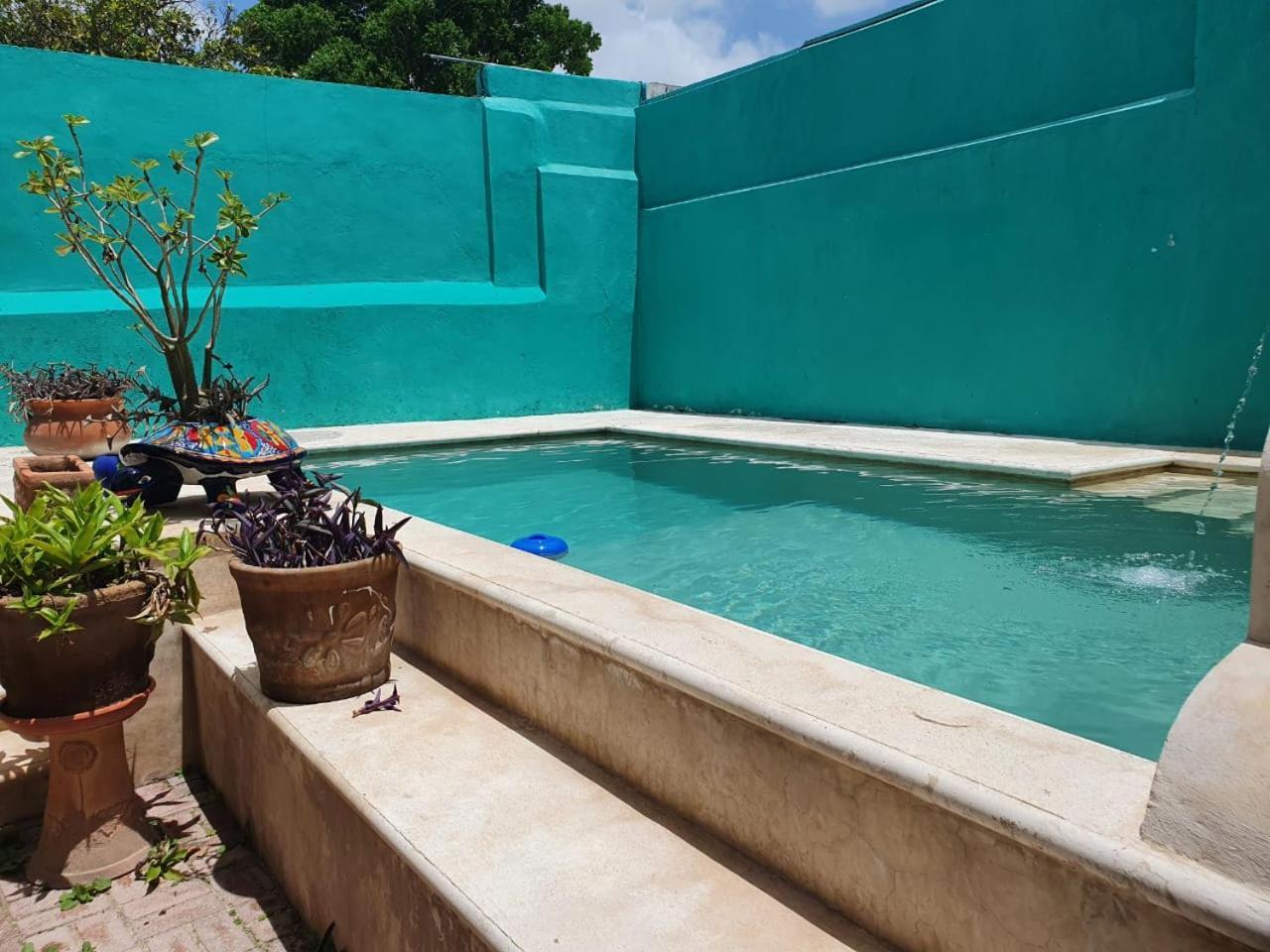 Holiday home Pool, Garden And Colonial Charm!