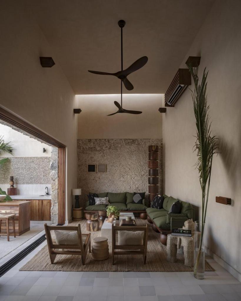 Casa Piedra - Paseo Montejo *
