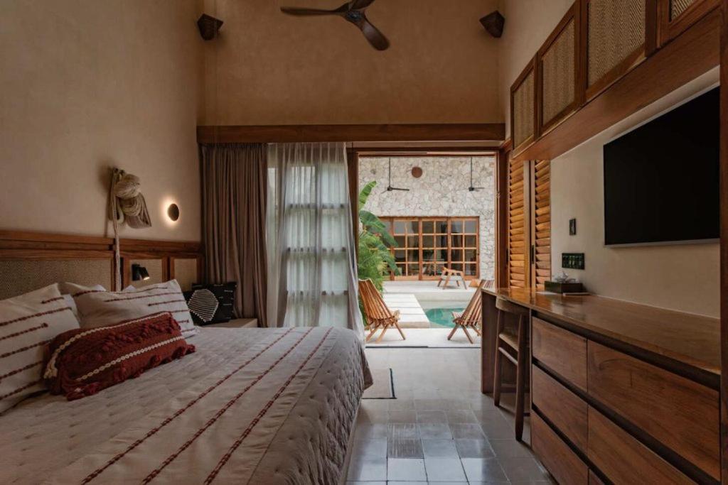 Casa Piedra - Paseo Montejo *