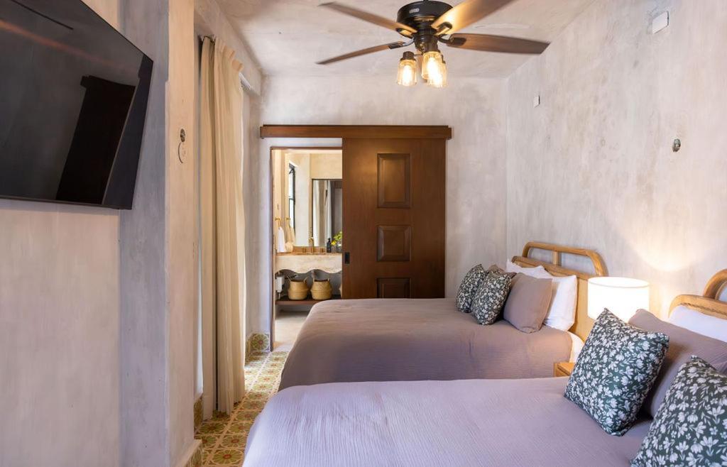 Amazing Downtown House Near Plaza Grande, 7bd *