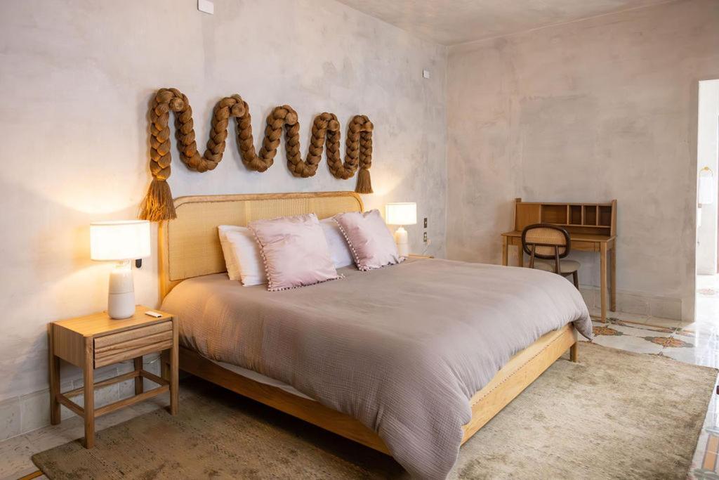 Сasa de vacaciones Amazing Downtown House Near Plaza Grande, 7bd