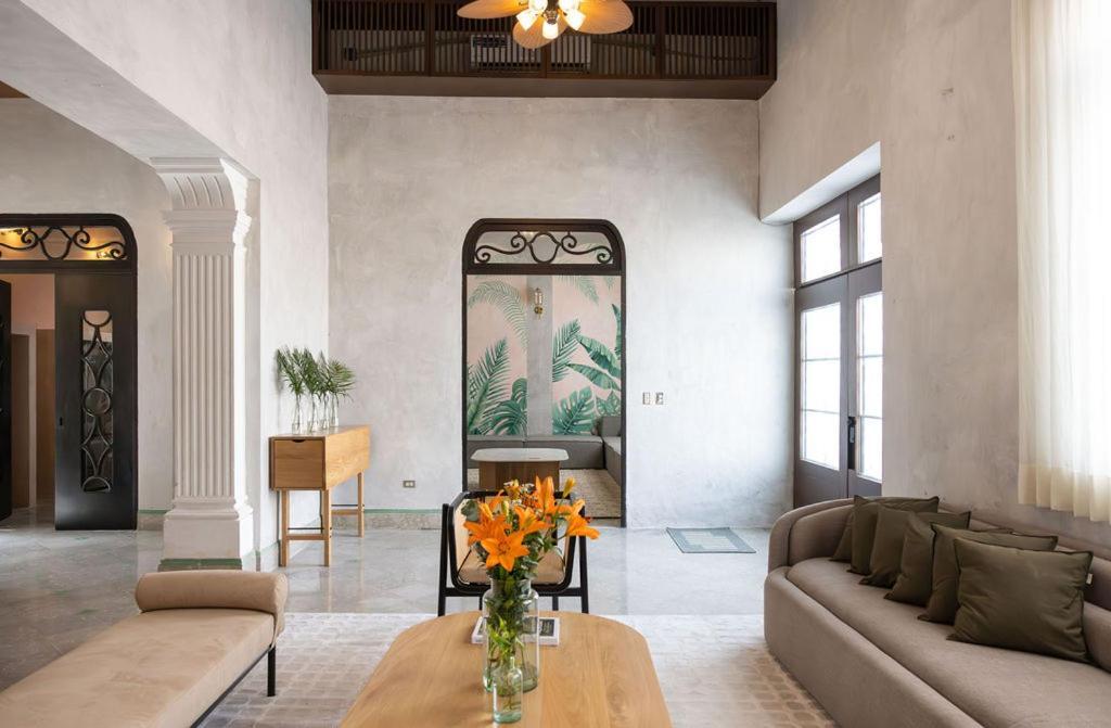 Amazing Downtown House Near Plaza Grande, 7bd * Mérida