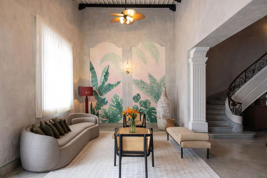 Сasa de vacaciones Amazing Downtown House Near Plaza Grande, 7bd Mérida