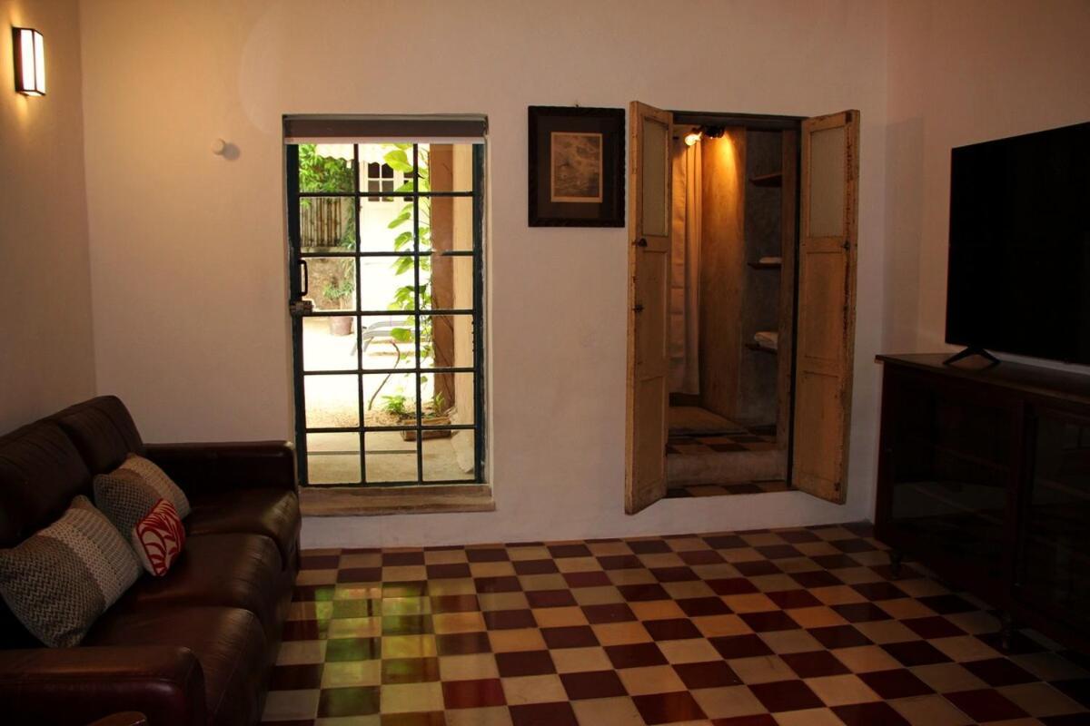 Oasis With Natural Pool In The Heart Of Villa *