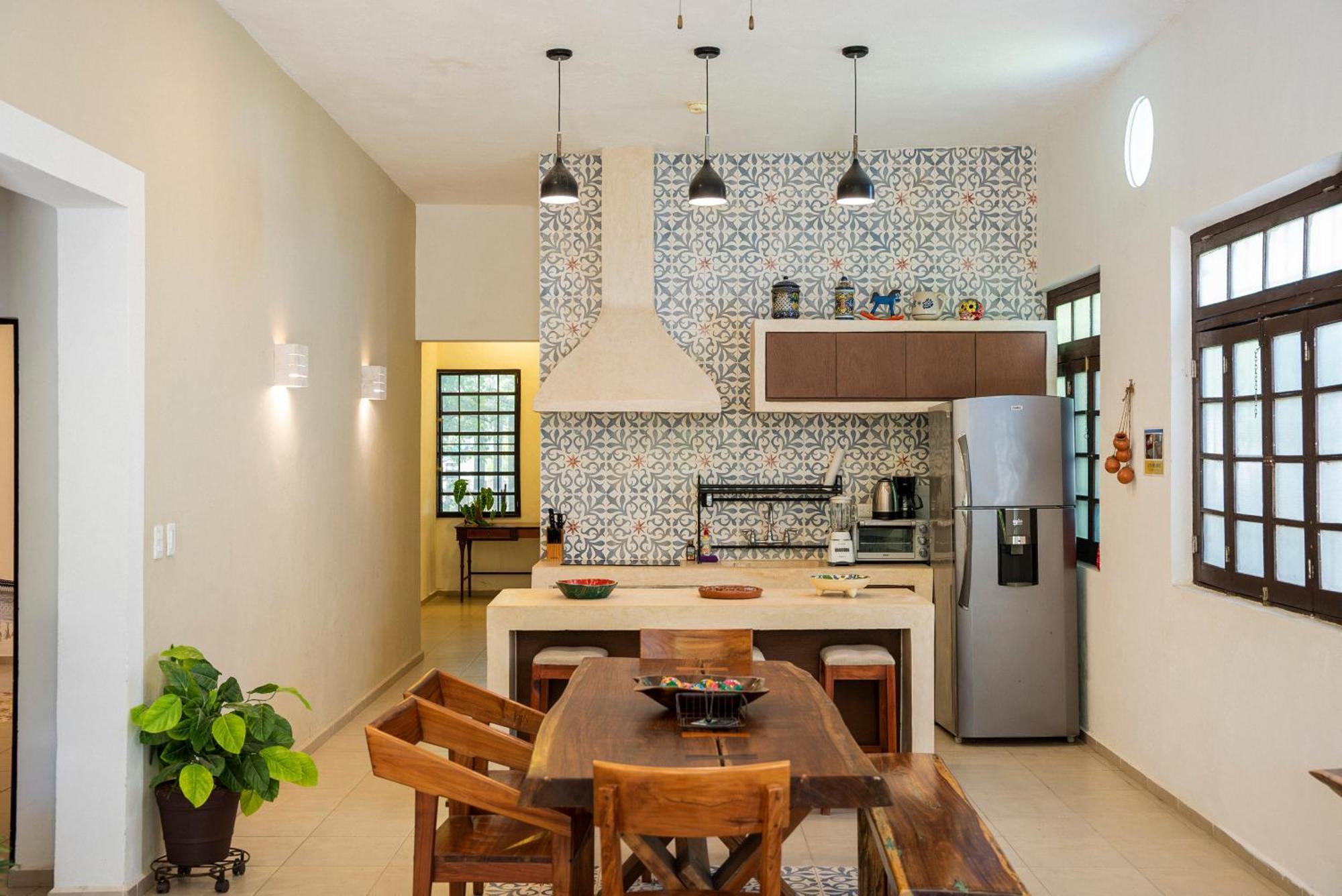 Casa Grande 5 Blocks To Montejo Holiday home *