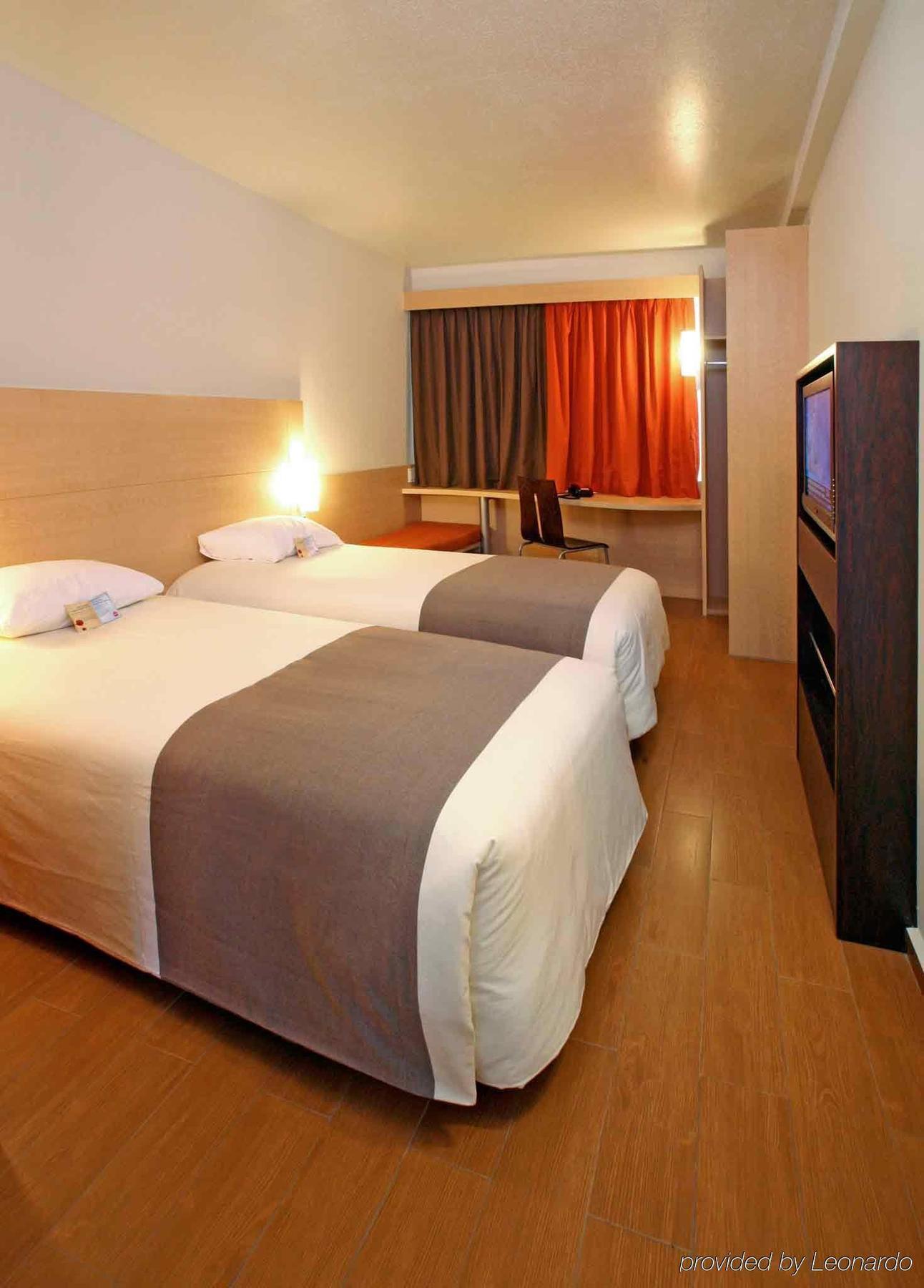 Ibis Merida
