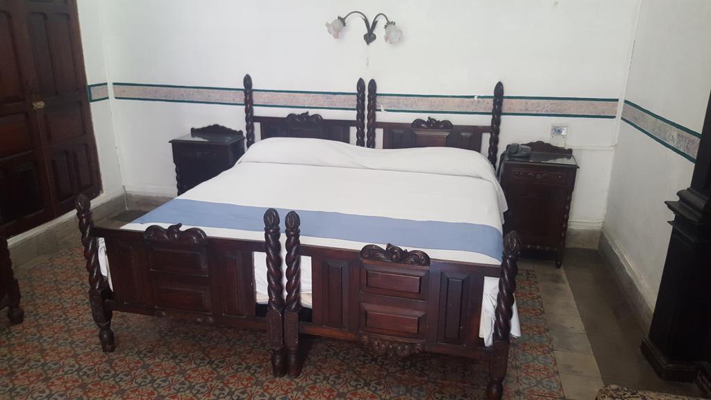 Hotel Toledo & Galeria Merida