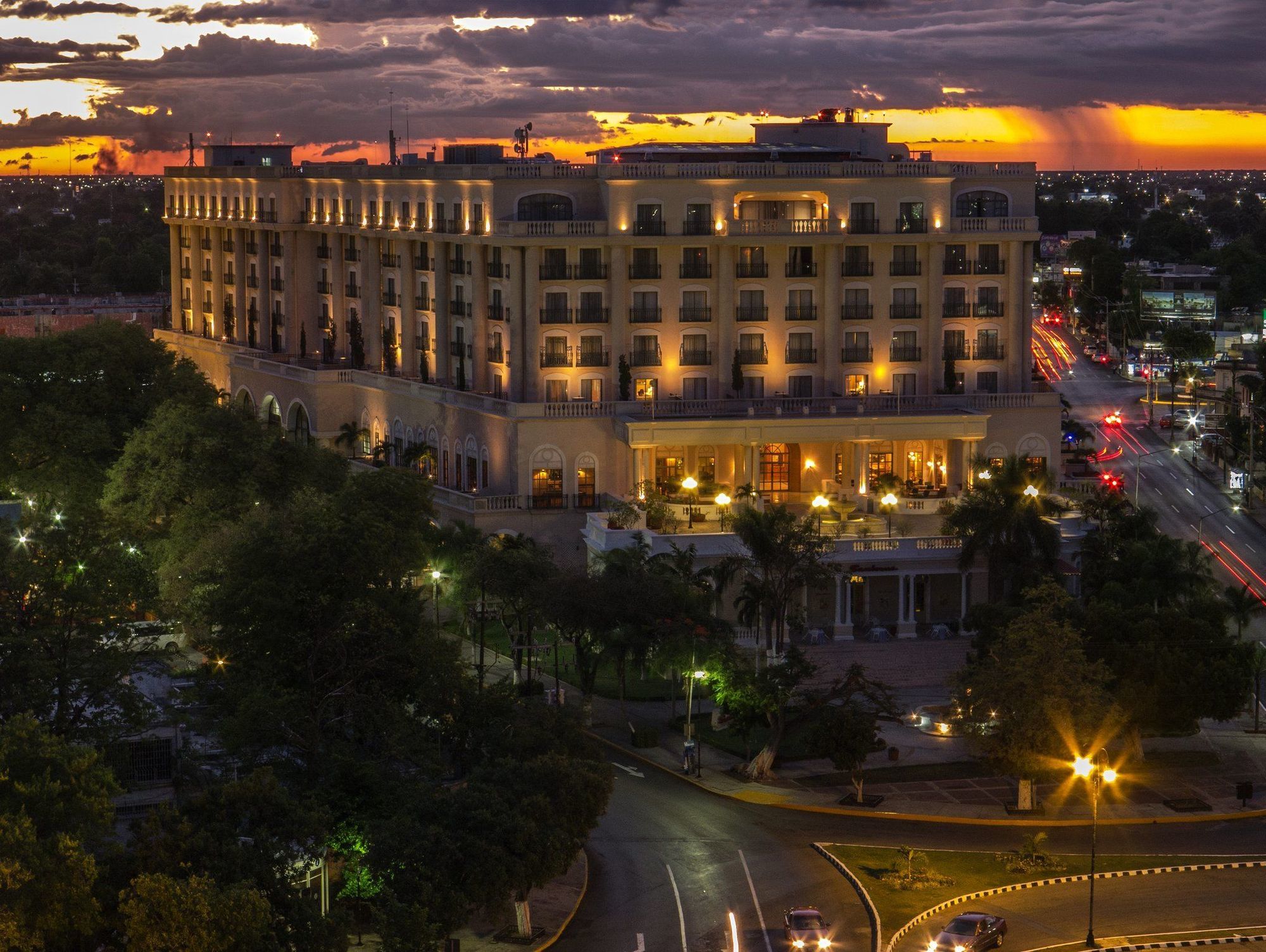 Hotel Fiesta Americana 5*