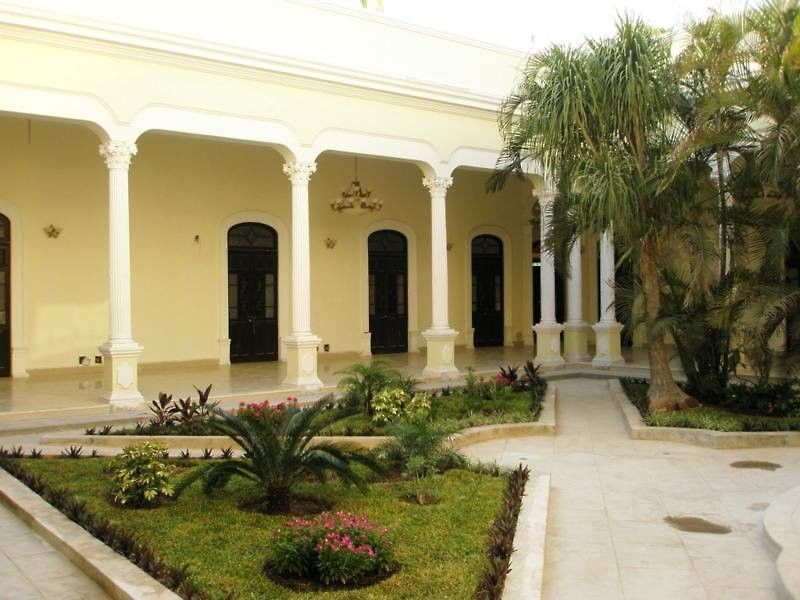 Gran Real Yucatan Hotel