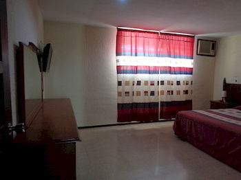 Apartment Suites Imperial Merida