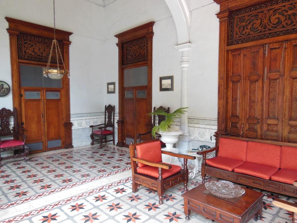 Hotel Toledo & Galeria Merida