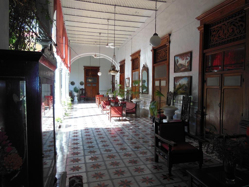 Toledo & Galeria Hotel