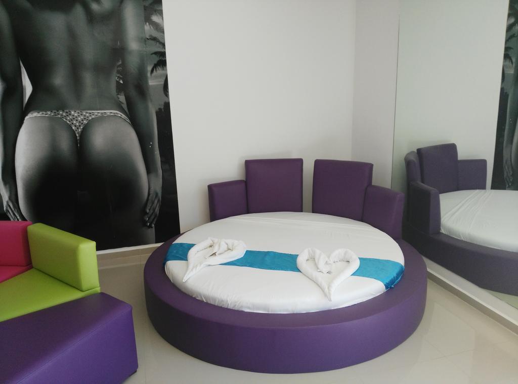 Hotel del amor Vita Love Hotel 3*