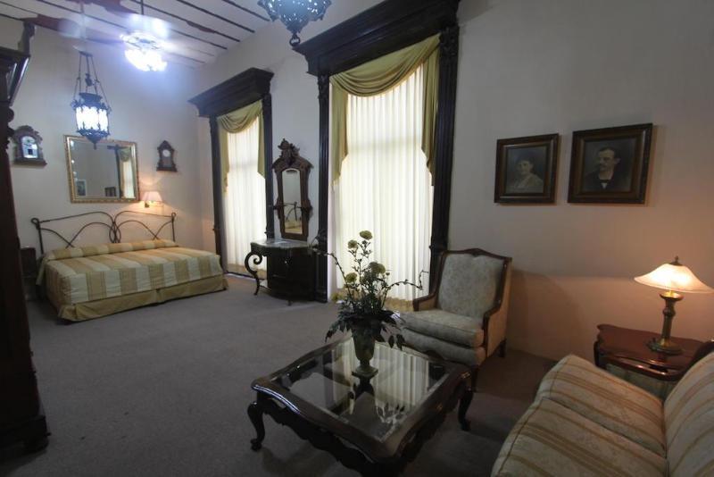 Hotel Gran Centenario 3*