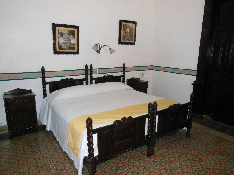 Hotel Toledo & Galeria Merida