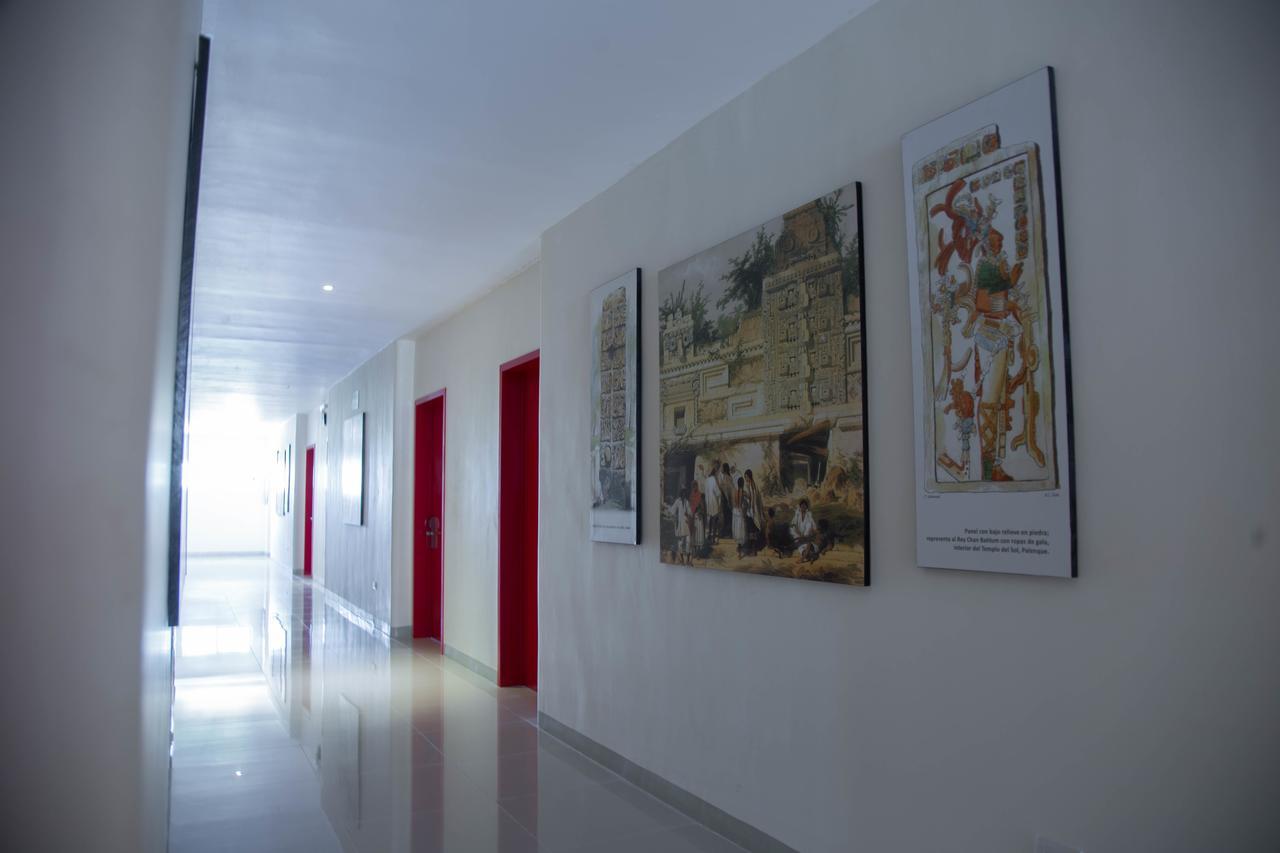 Zar Hotel 3*