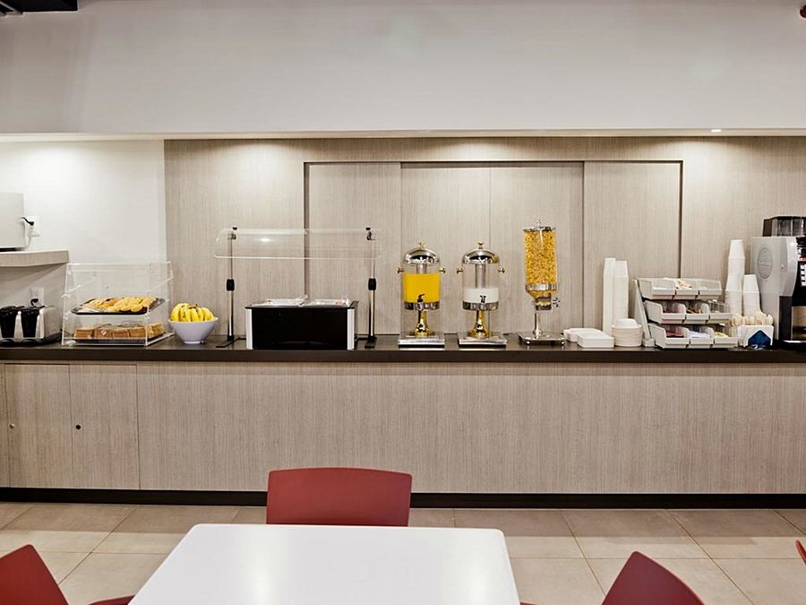 Hotel Express Junior Altabrisa Mérida