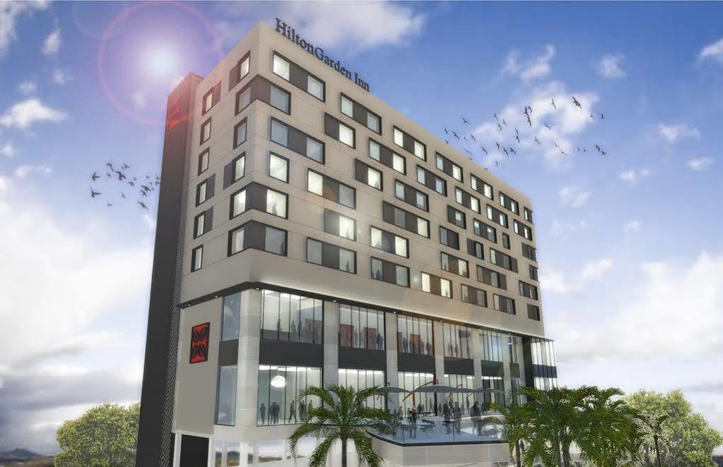 Hilton Garden Hotel 3*