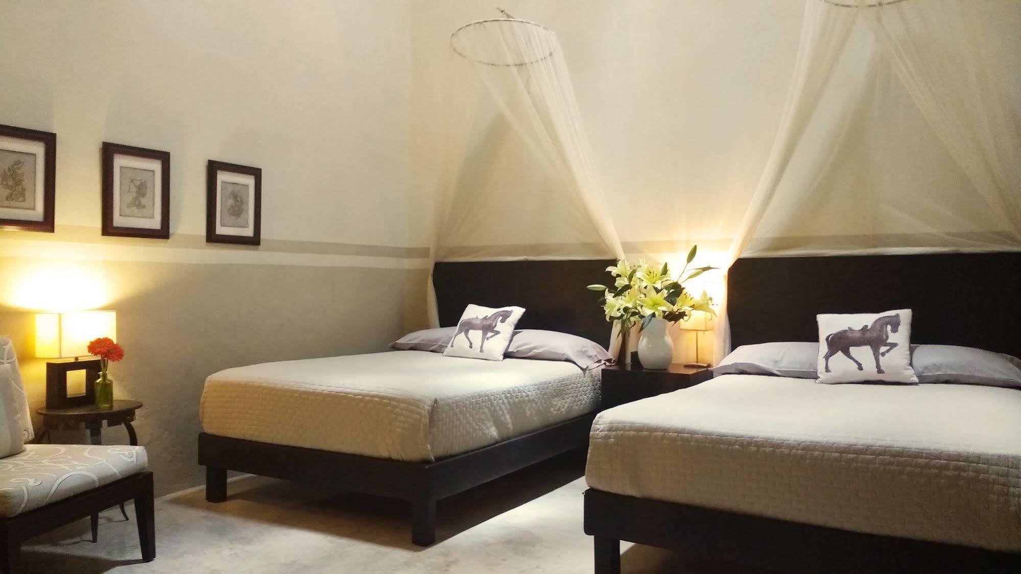 Decu Downtown Hotel Merida