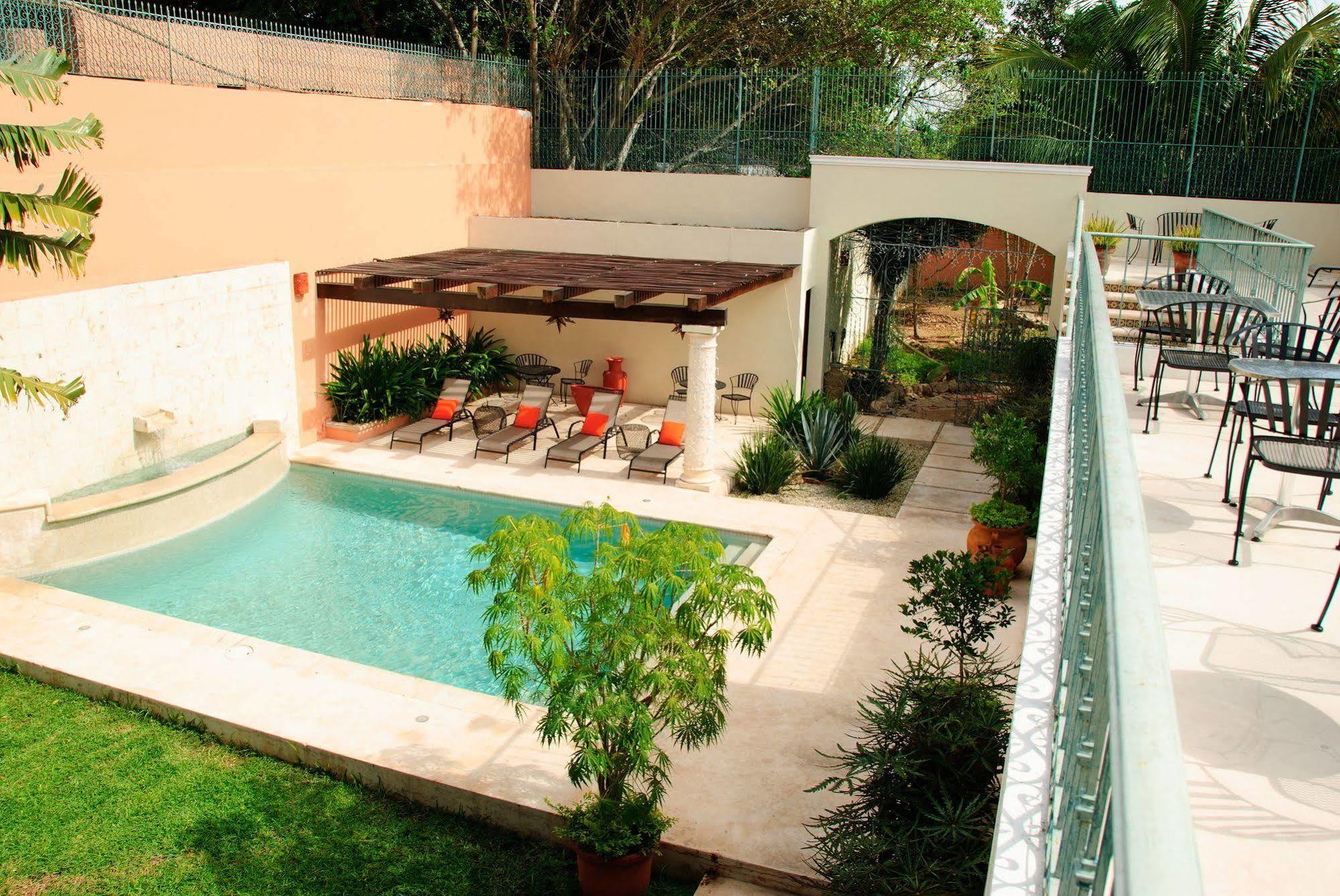 Decu Downtown 3* Merida
